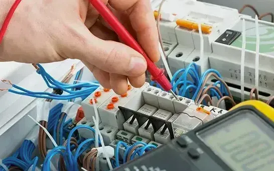 Professional electrician in Chalk Farm